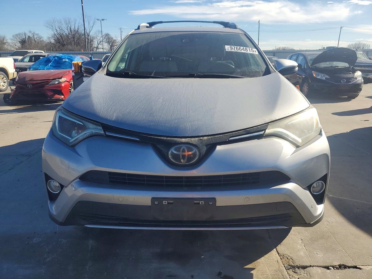 2017 TOYOTA RAV4 XLE photo 5