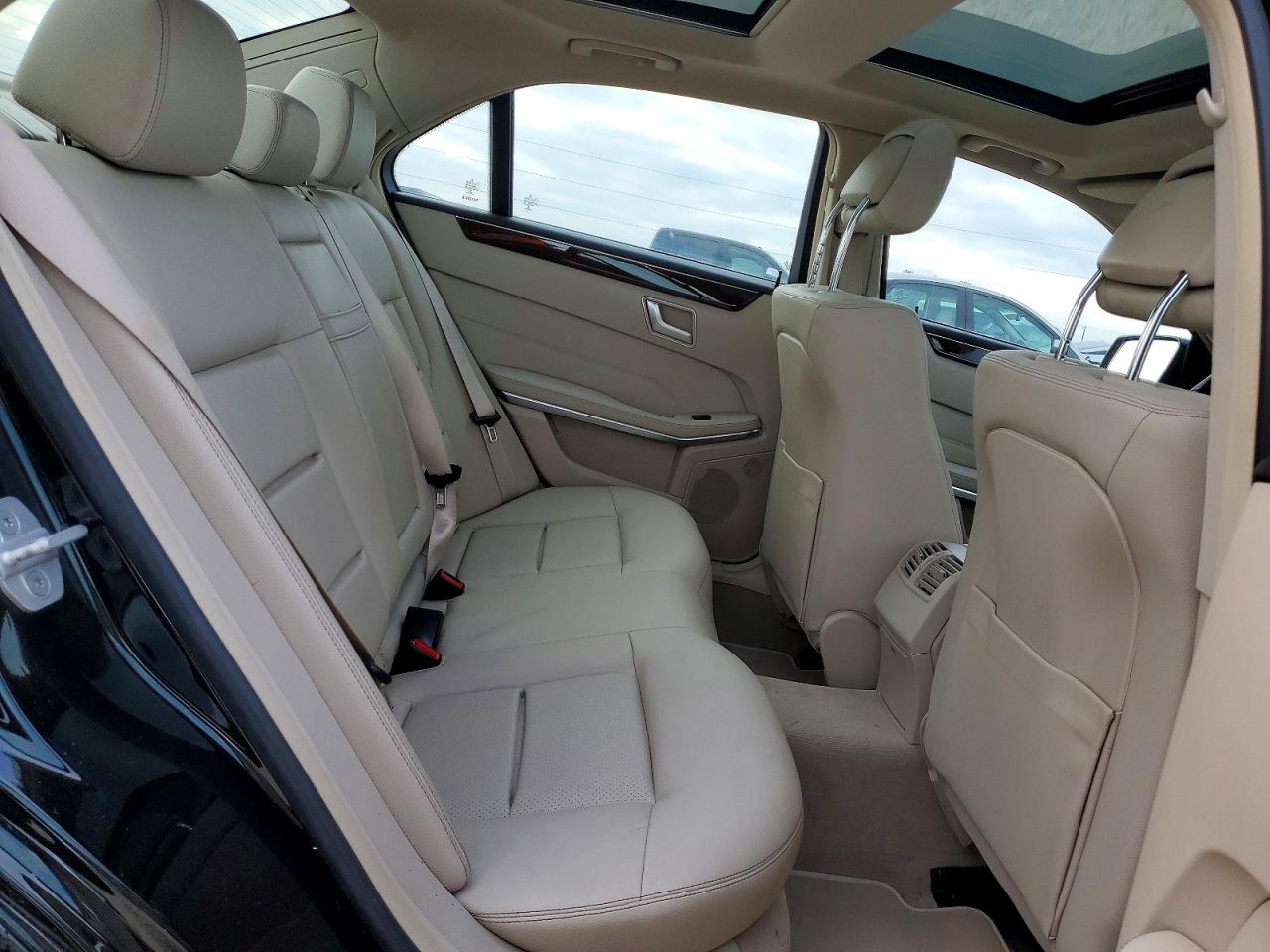 2016 MERCEDES-BENZ E 350 photo 10