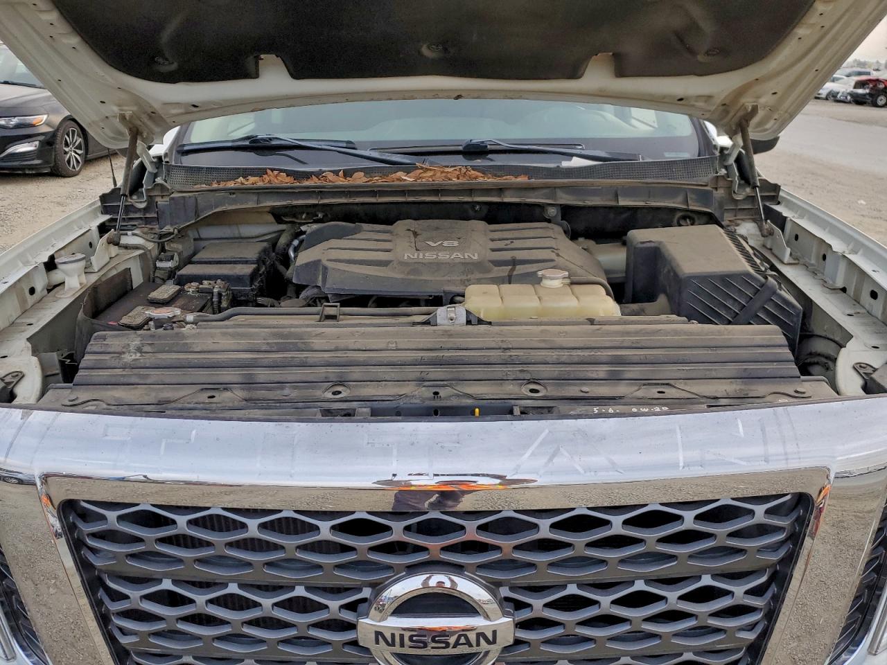 2018 NISSAN TITAN XD S photo 11