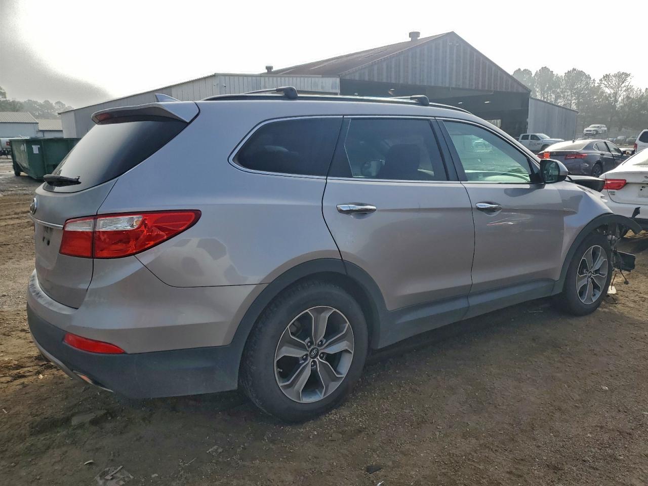 2016 HYUNDAI SANTA FE SE photo 3
