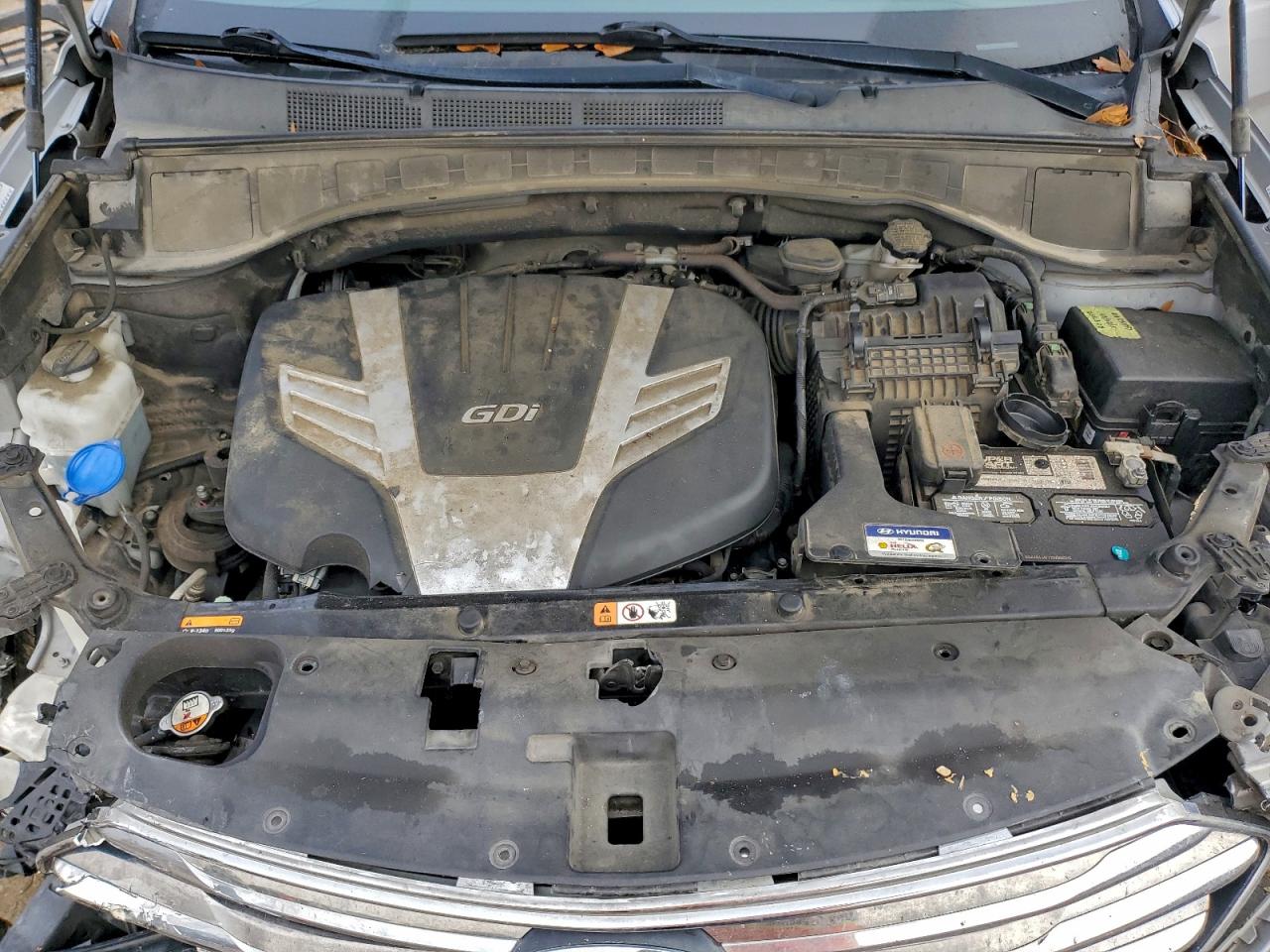 2016 HYUNDAI SANTA FE SE photo 11