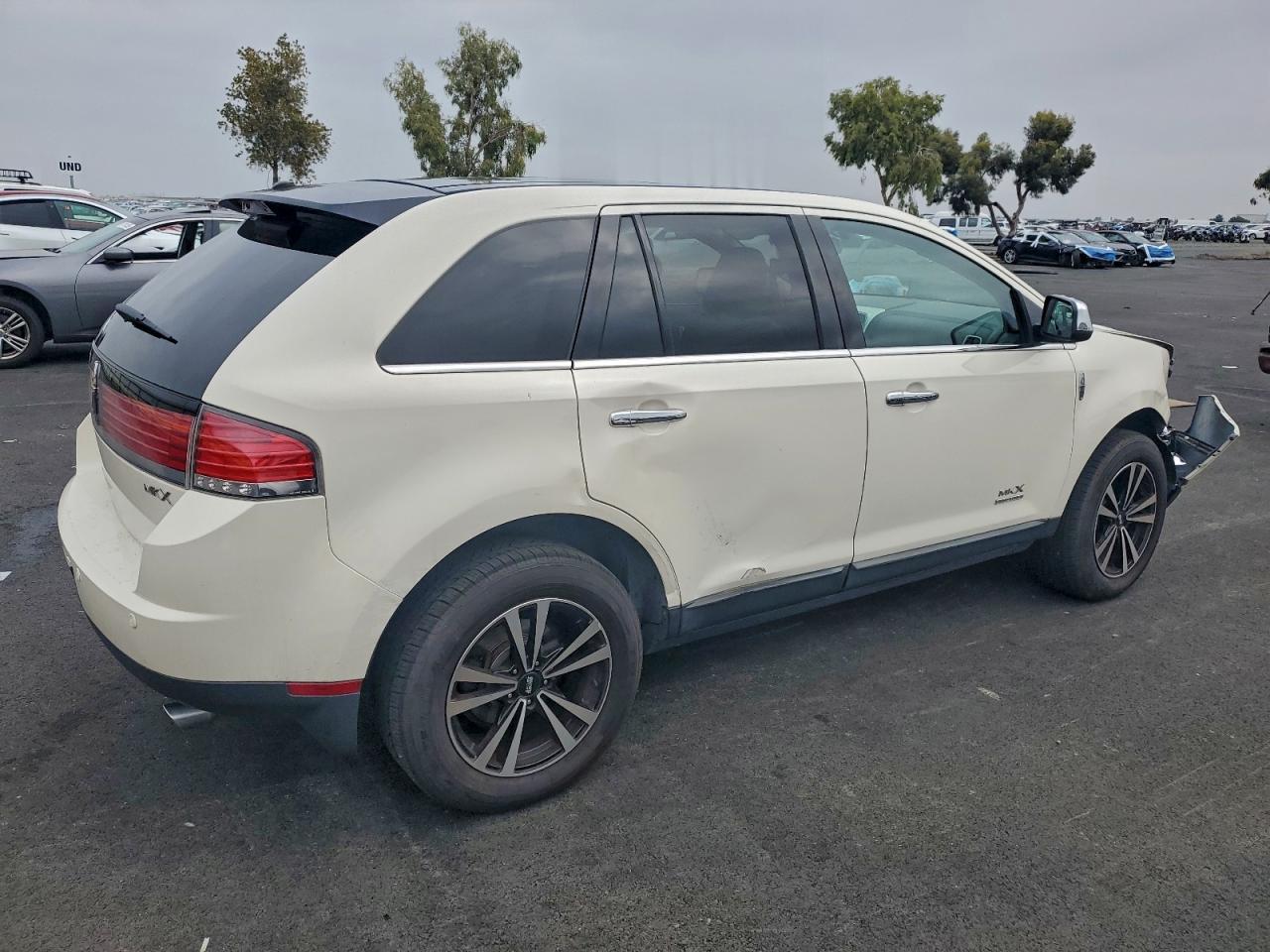 2008 LINCOLN MKX photo 3