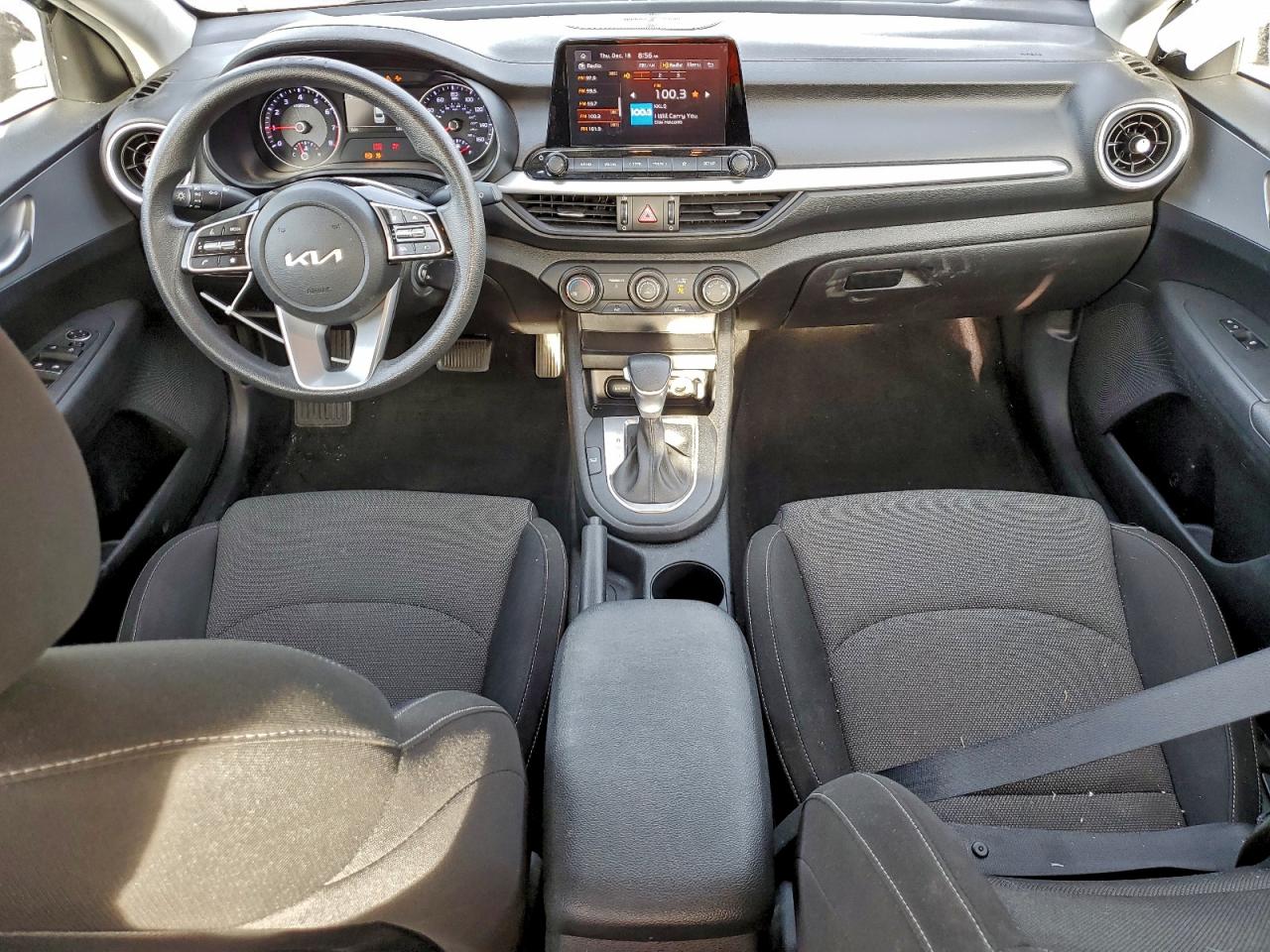 2023 KIA FORTE photo 8