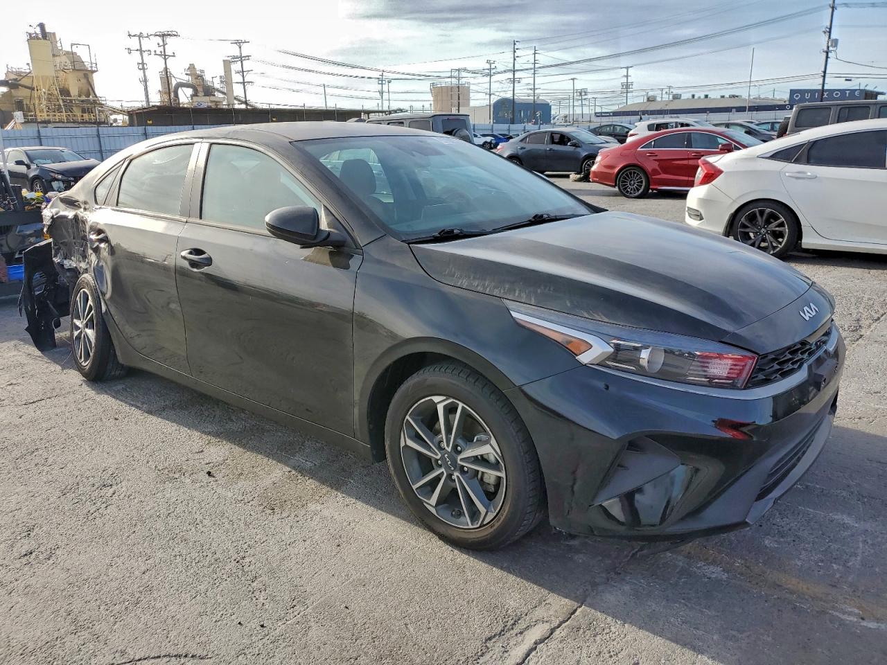 2023 KIA FORTE photo 4