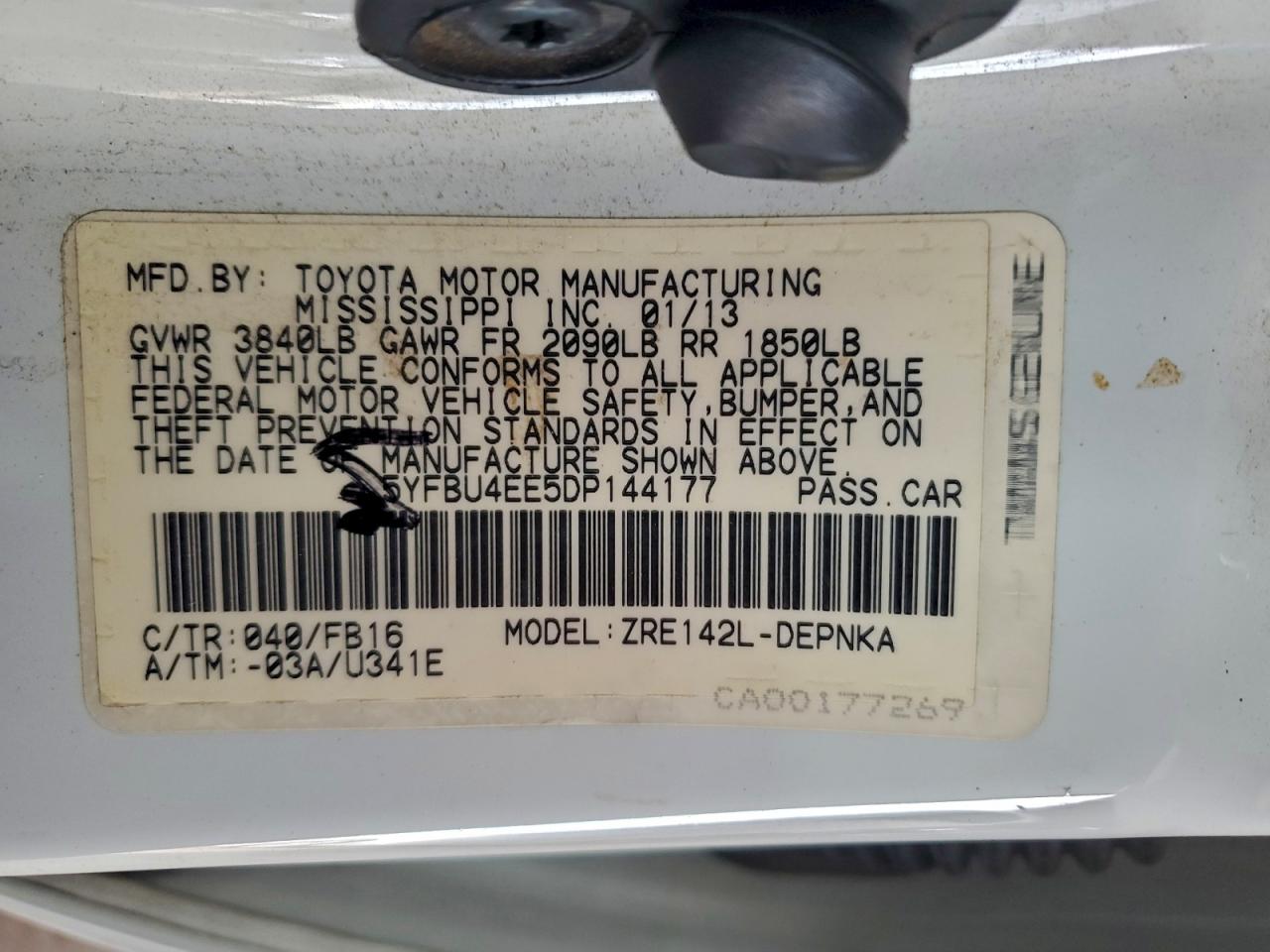 2013 TOYOTA COROLLA BASE photo 12