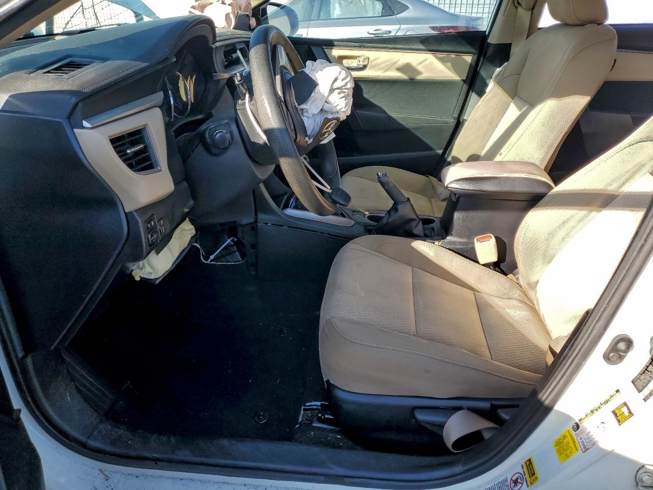 2016 TOYOTA COROLLA L photo 7