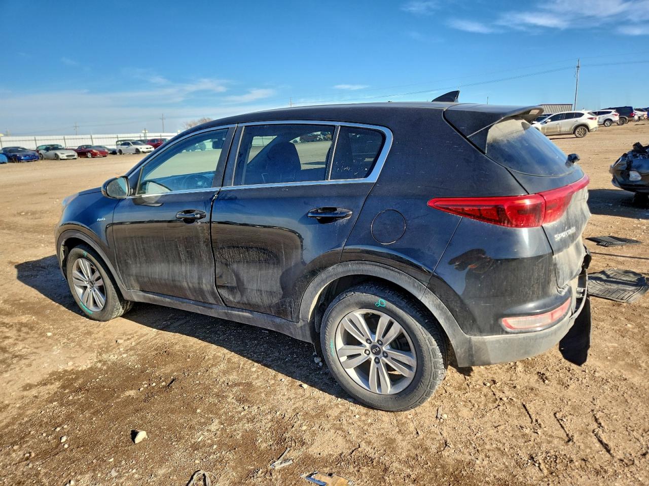 2017 KIA SPORTAGE LX photo 2