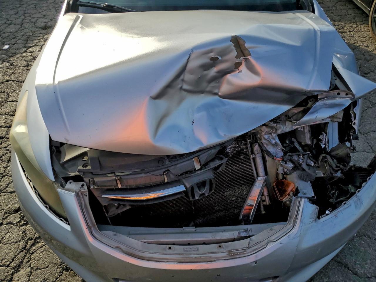 2011 HONDA ACCORD EXL photo 11