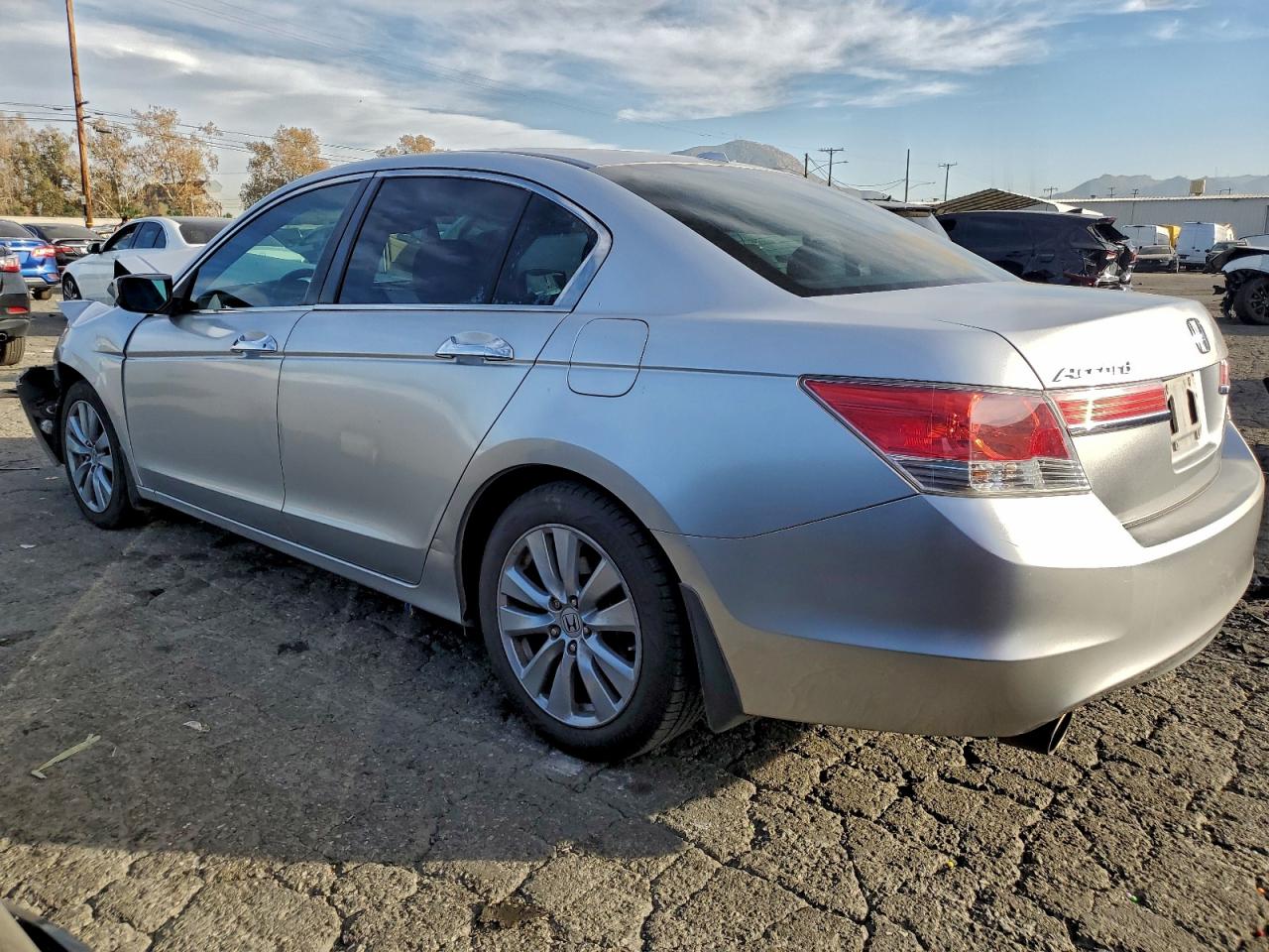 2011 HONDA ACCORD EXL photo 2