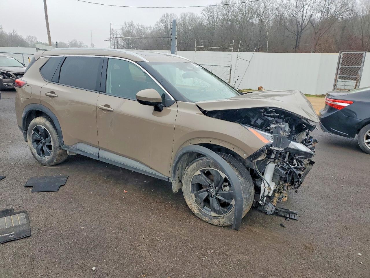 2024 NISSAN ROGUE SV photo 4