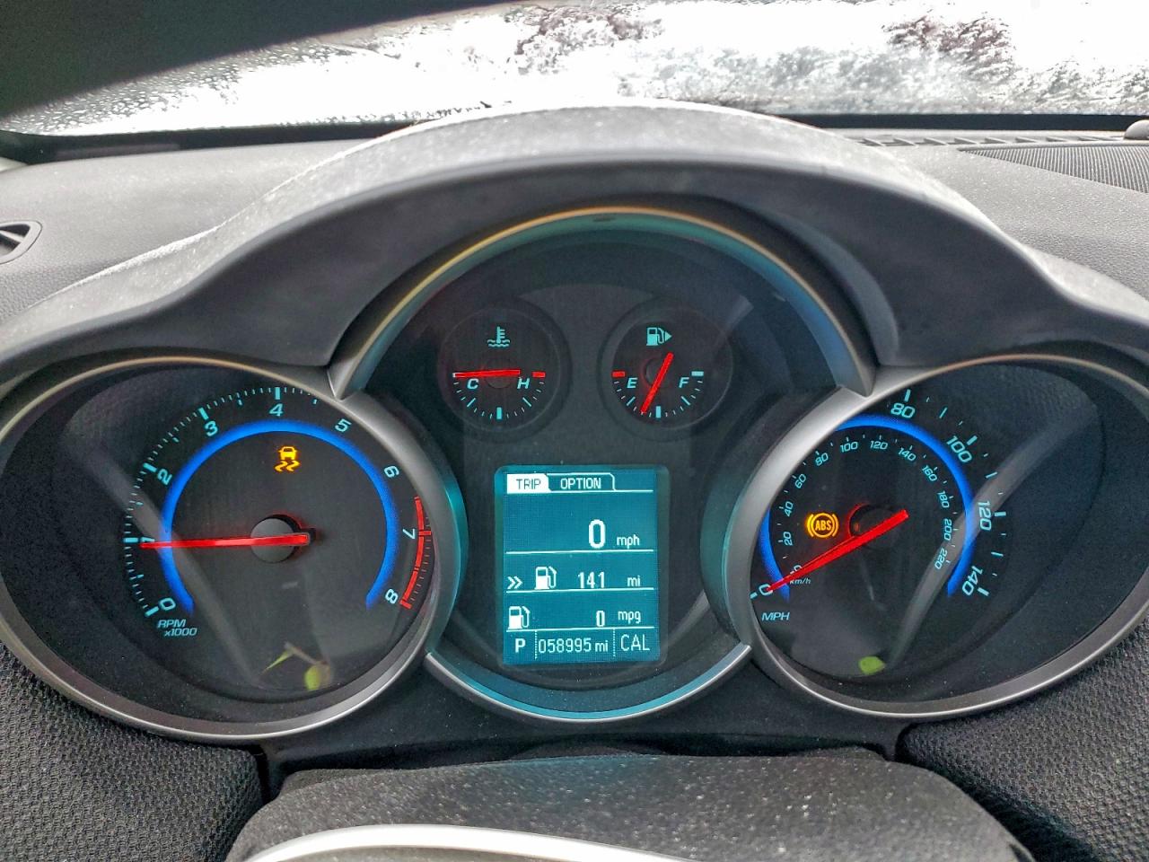 2016 CHEVROLET CRUZE LIMITED LT photo 9