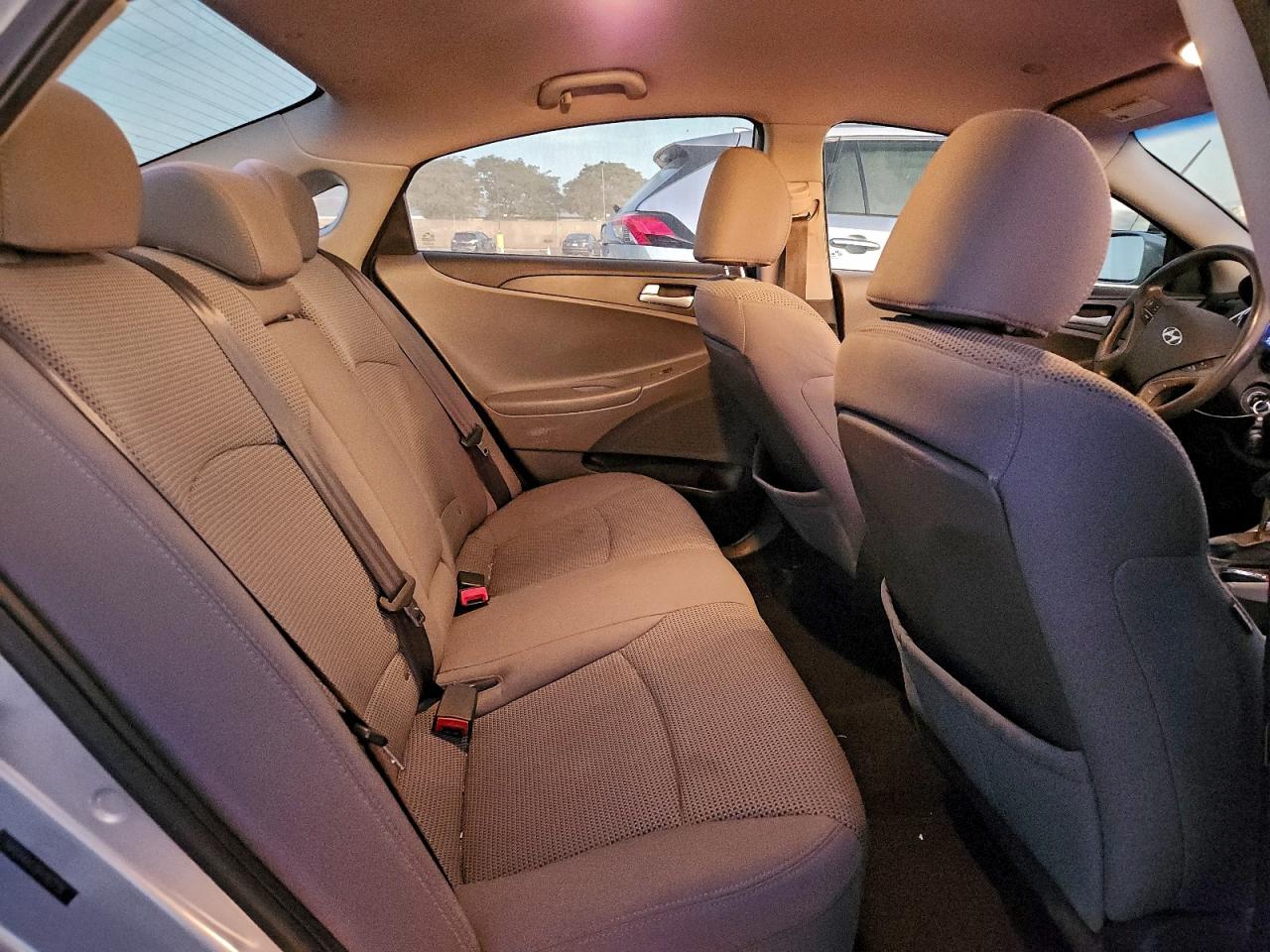 2011 HYUNDAI SONATA GLS photo 10