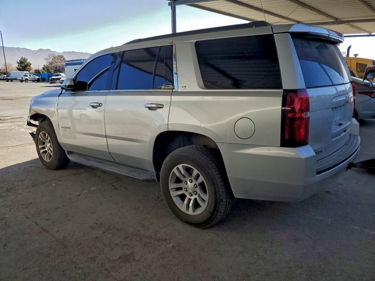 2017 CHEVROLET TAHOE K1500 LT photo 2