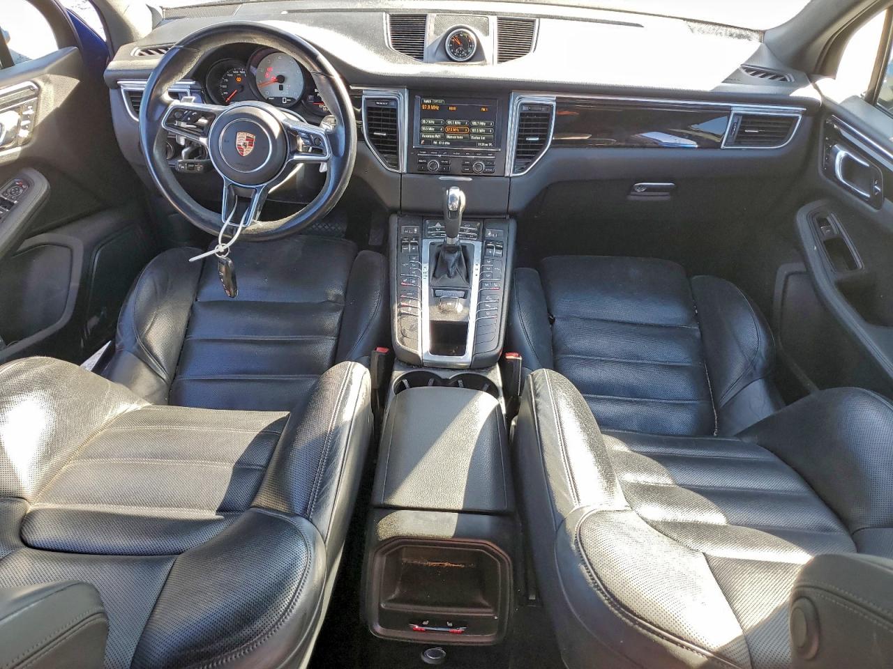 2015 PORSCHE MACAN S photo 8