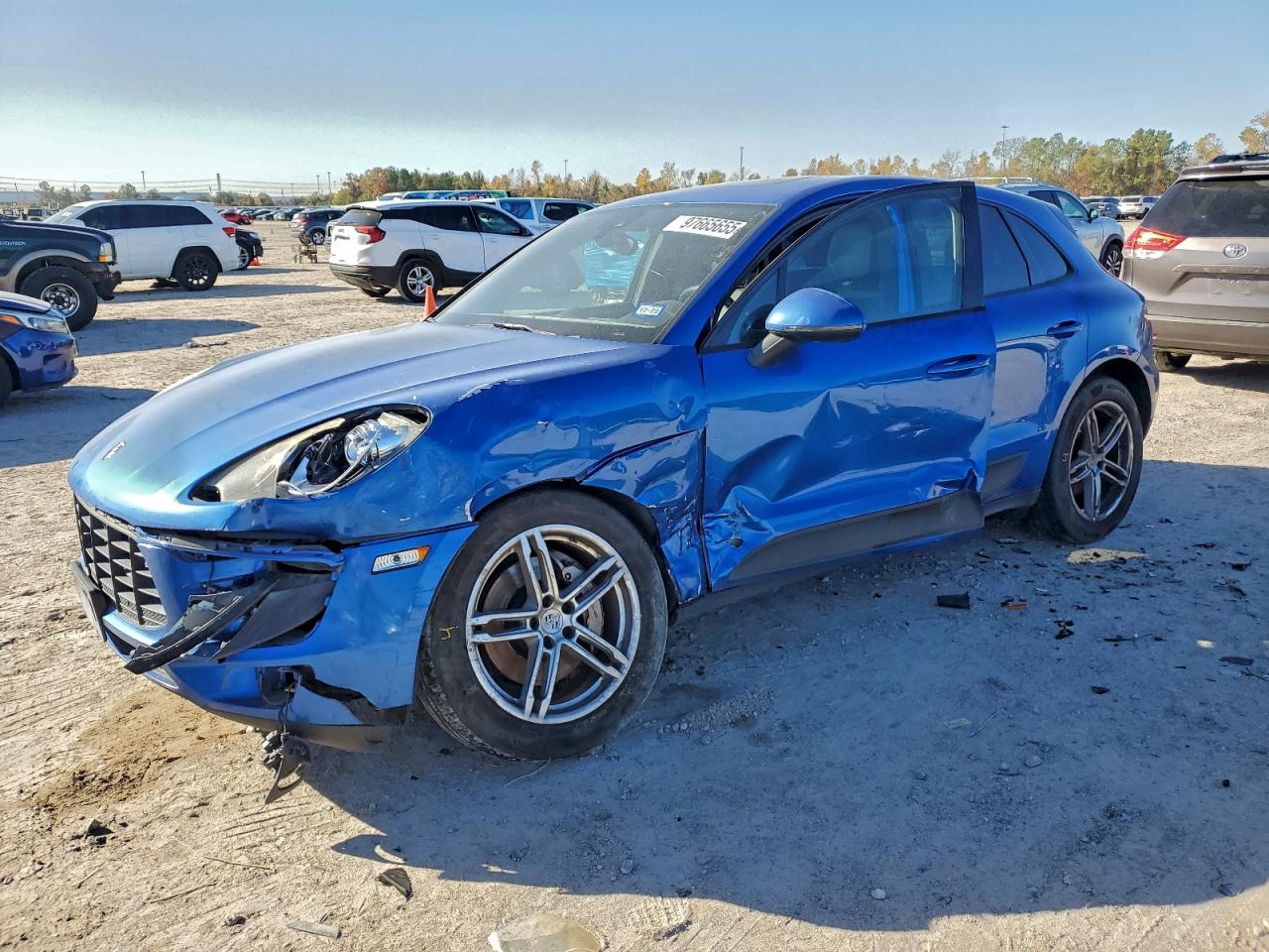 2015 PORSCHE MACAN