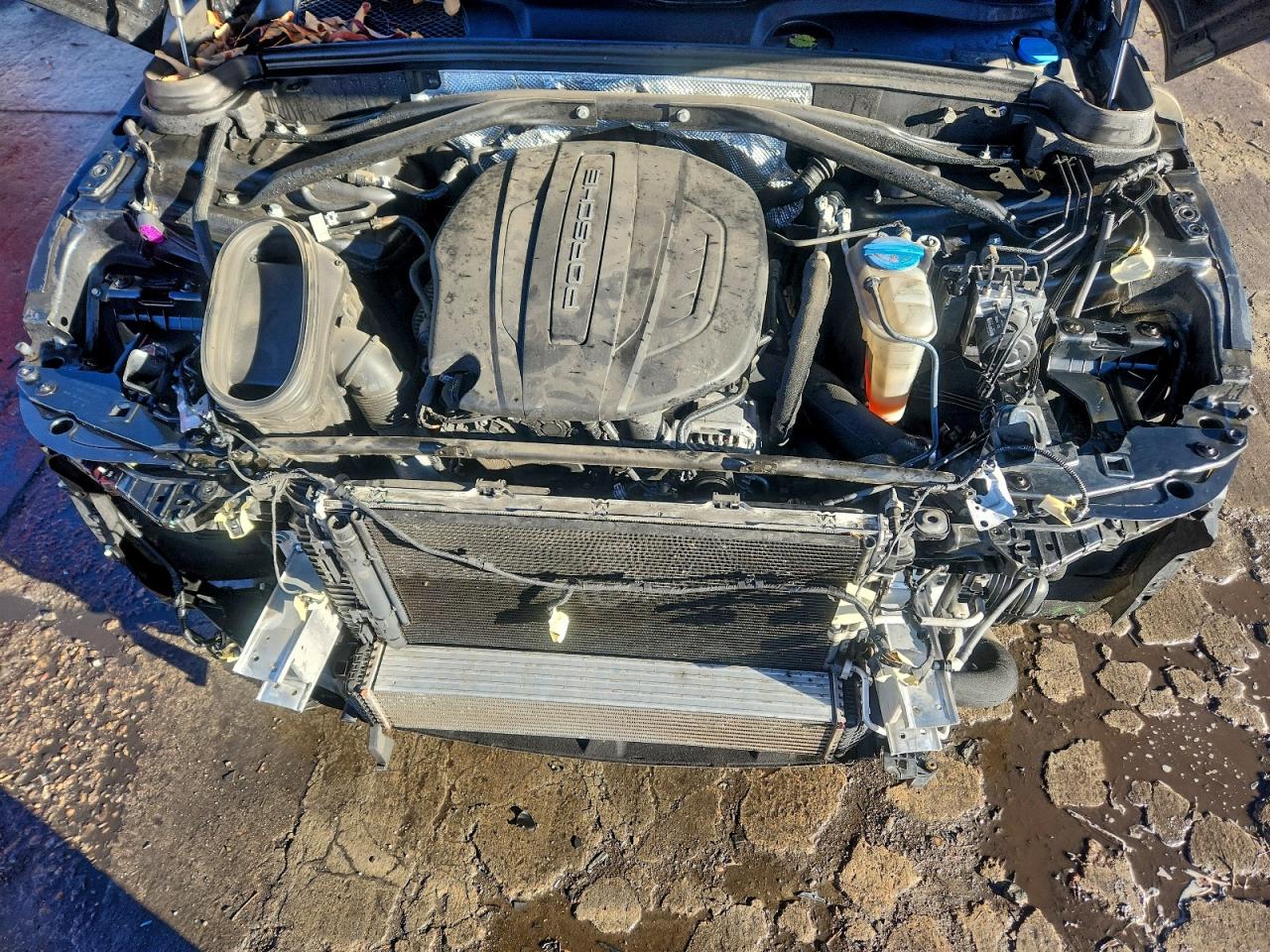 2017 PORSCHE MACAN photo 12