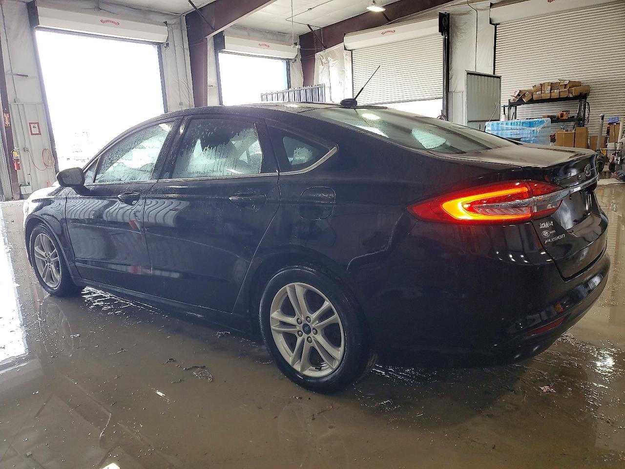 2018 FORD FUSION SE photo 2