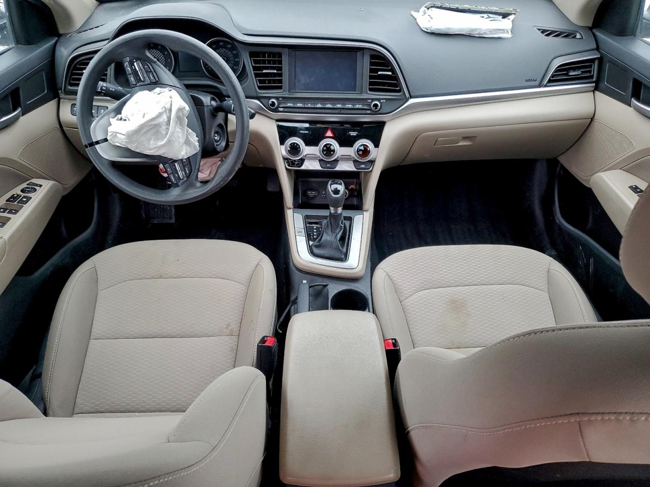 2019 HYUNDAI ELANTRA SEL photo 8