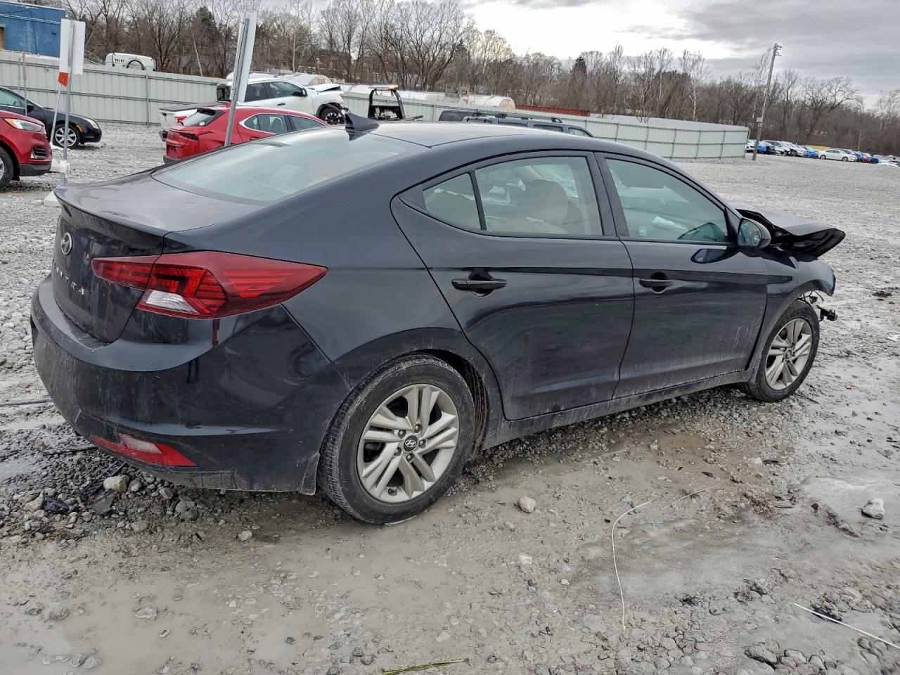 2019 HYUNDAI ELANTRA SEL photo 3