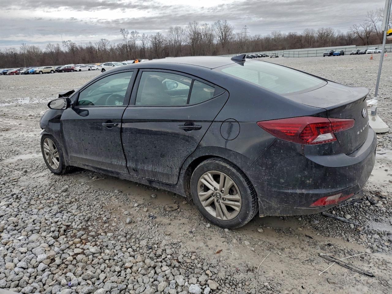 2019 HYUNDAI ELANTRA SEL photo 2