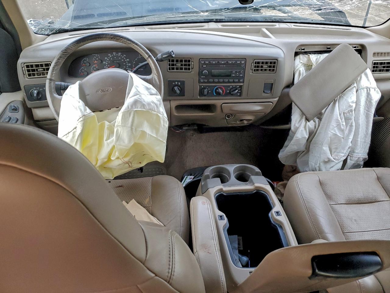 2001 FORD F350 SUPER DUTY TRUCK CAB AND CHASSIS photo 8