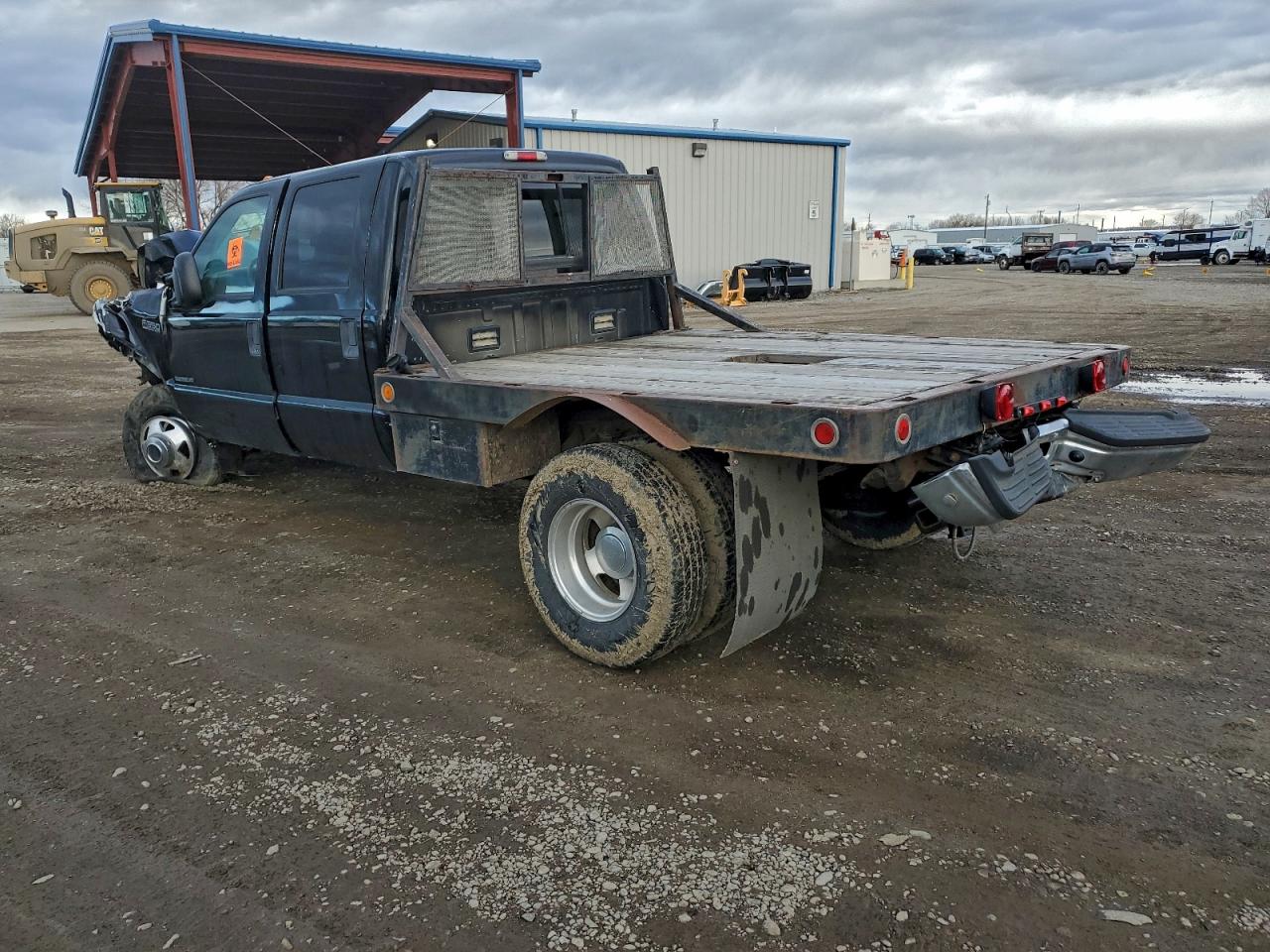 2001 FORD F350 SUPER DUTY TRUCK CAB AND CHASSIS photo 2