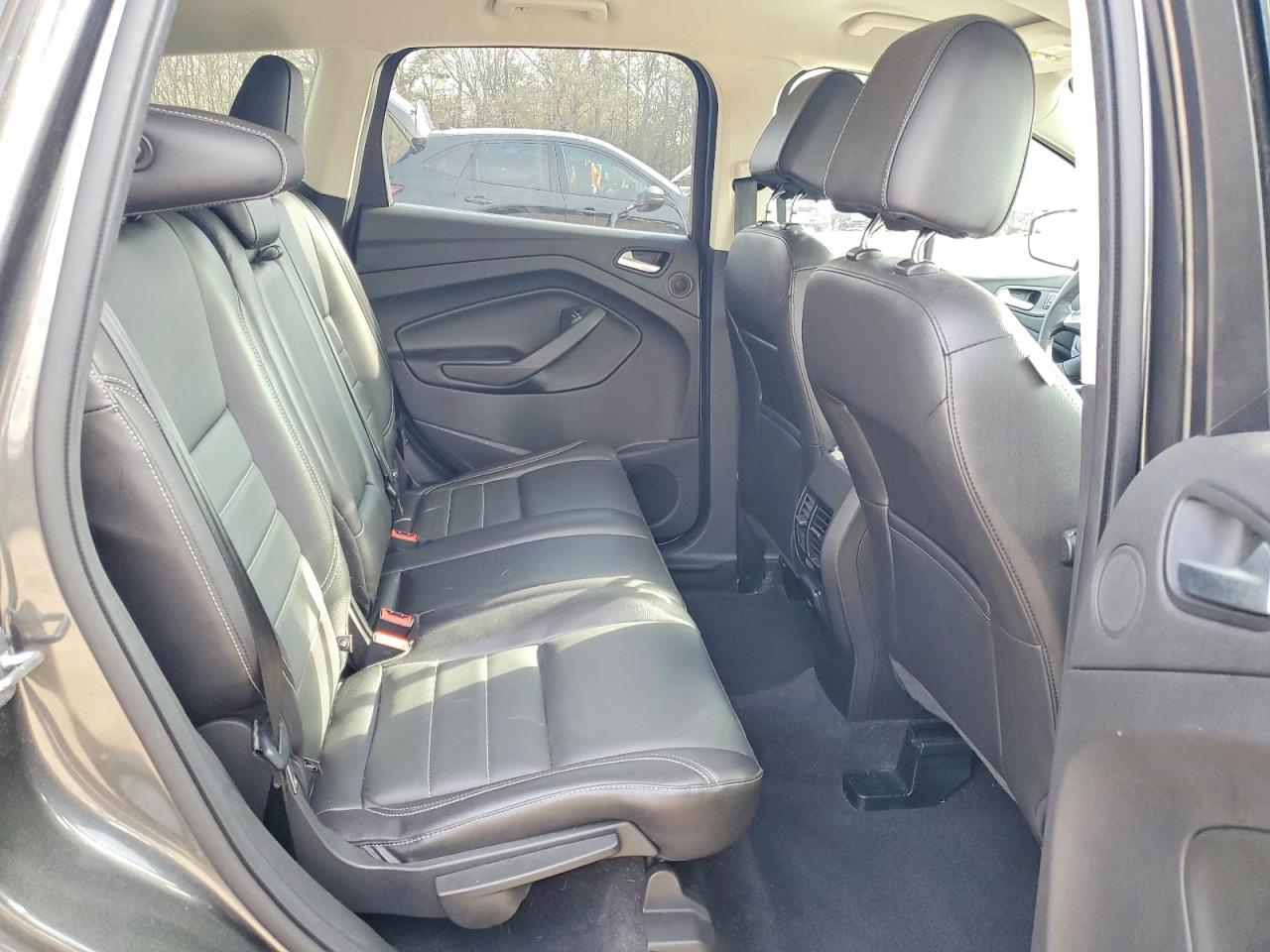 2016 FORD ESCAPE SE photo 11