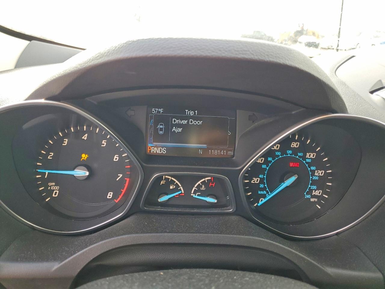 2016 FORD ESCAPE SE photo 9