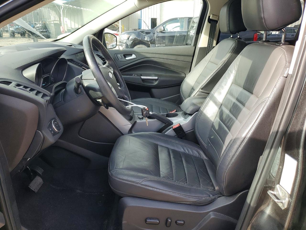 2016 FORD ESCAPE SE photo 7