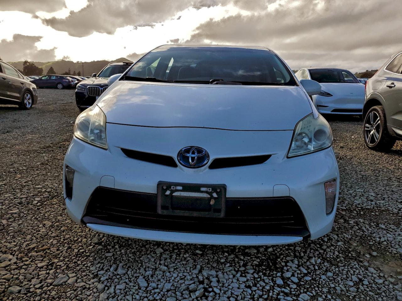2013 TOYOTA PRIUS photo 5