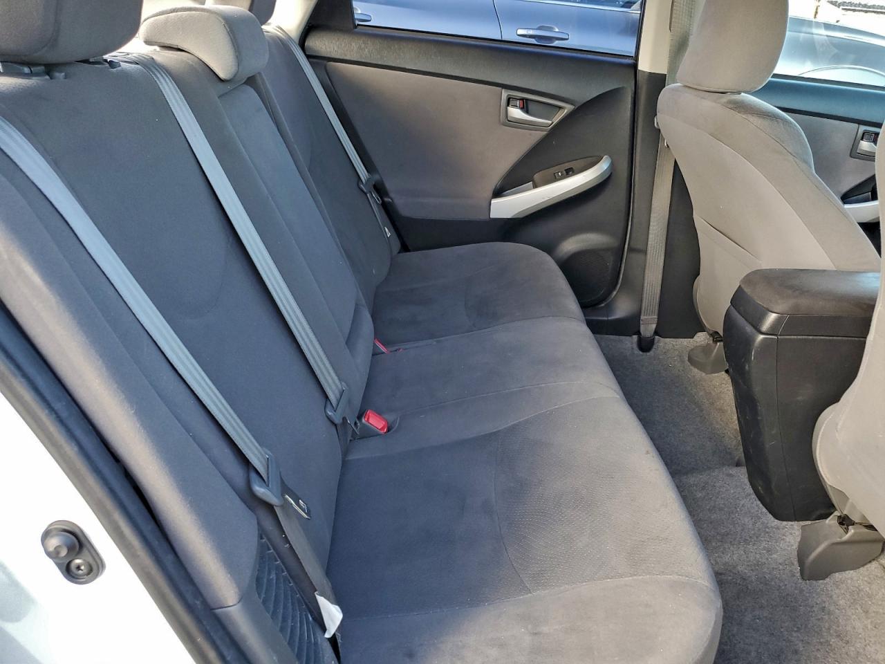 2013 TOYOTA PRIUS photo 10