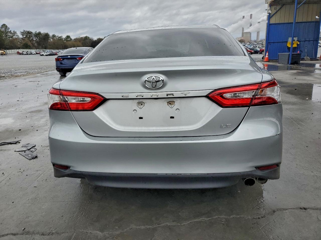 2018 TOYOTA CAMRY L photo 6