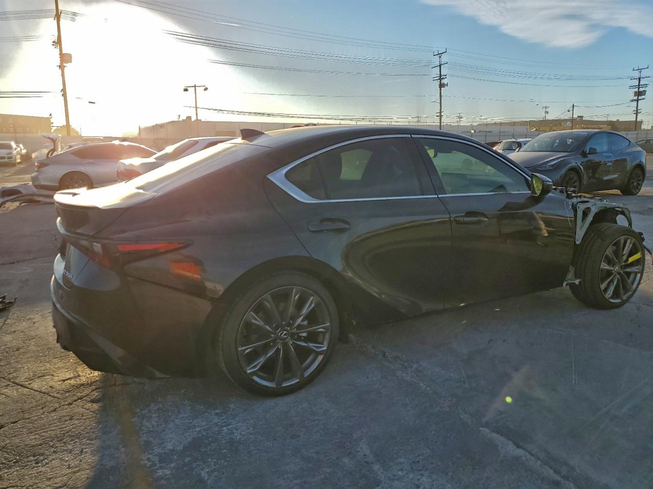 2023 LEXUS IS 350 F SPORT DESIGN photo 3
