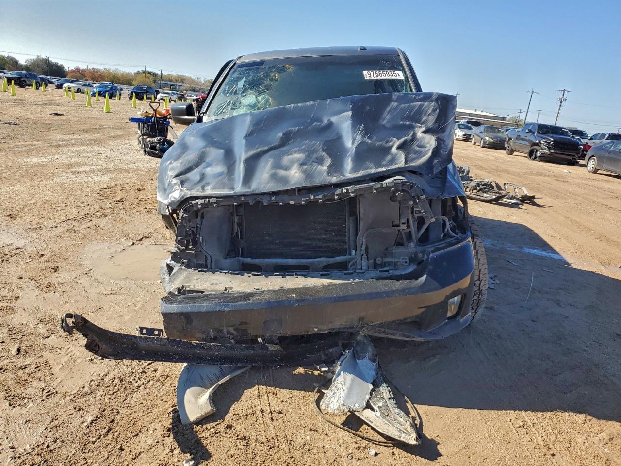 2014 RAM 1500 ST photo 5