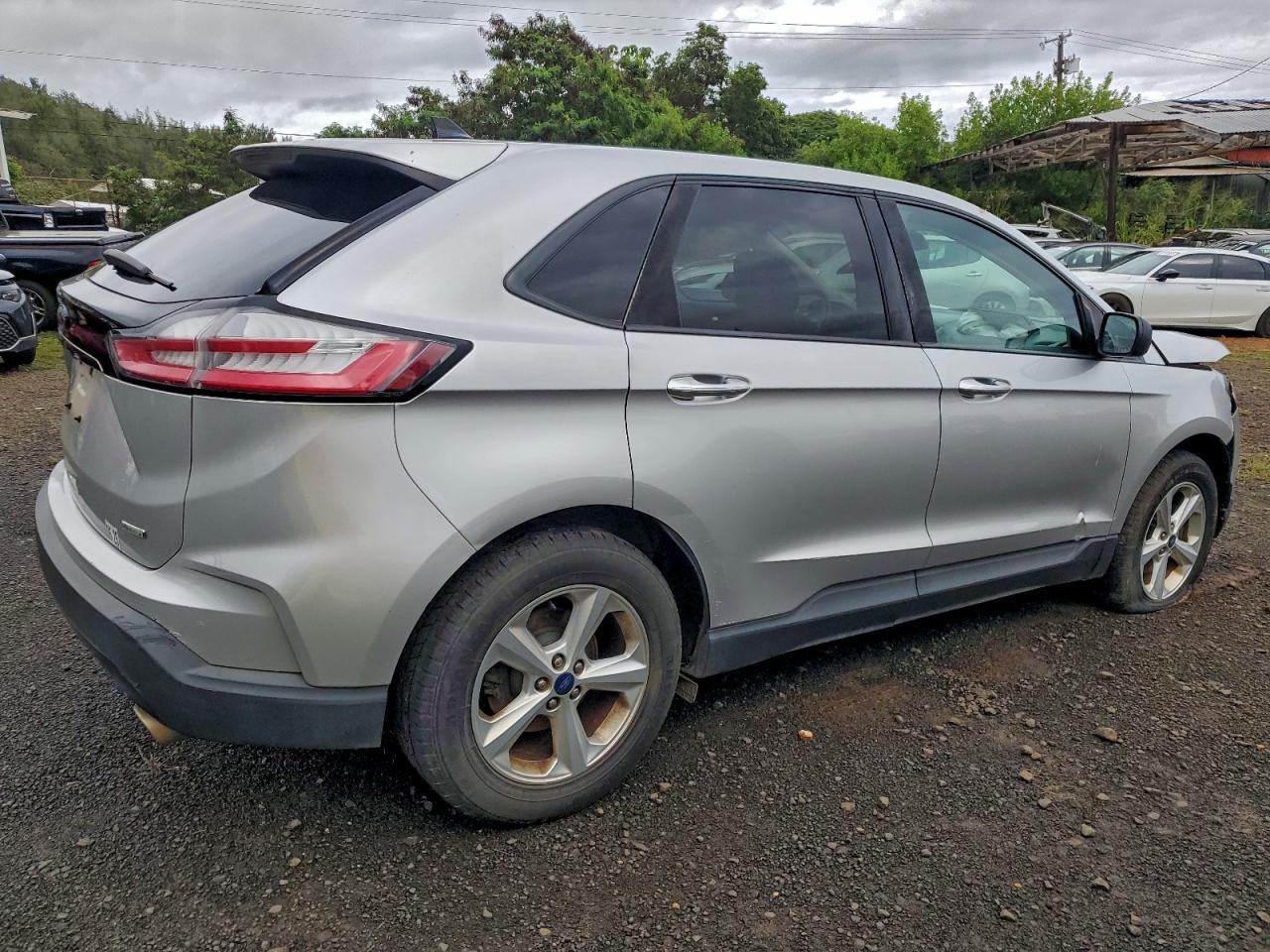 2019 FORD EDGE SE photo 3