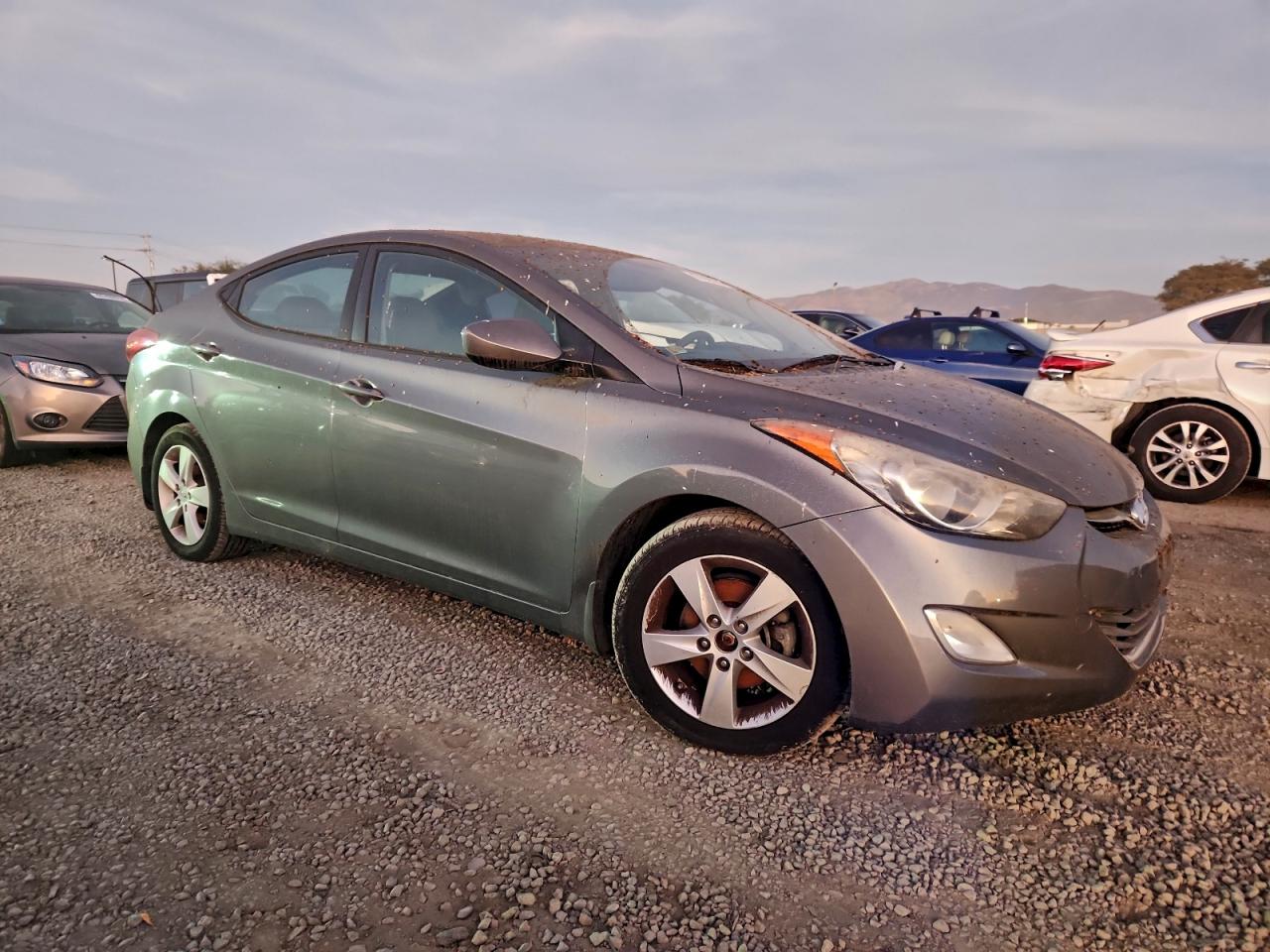 2013 HYUNDAI ELANTRA GLS photo 4