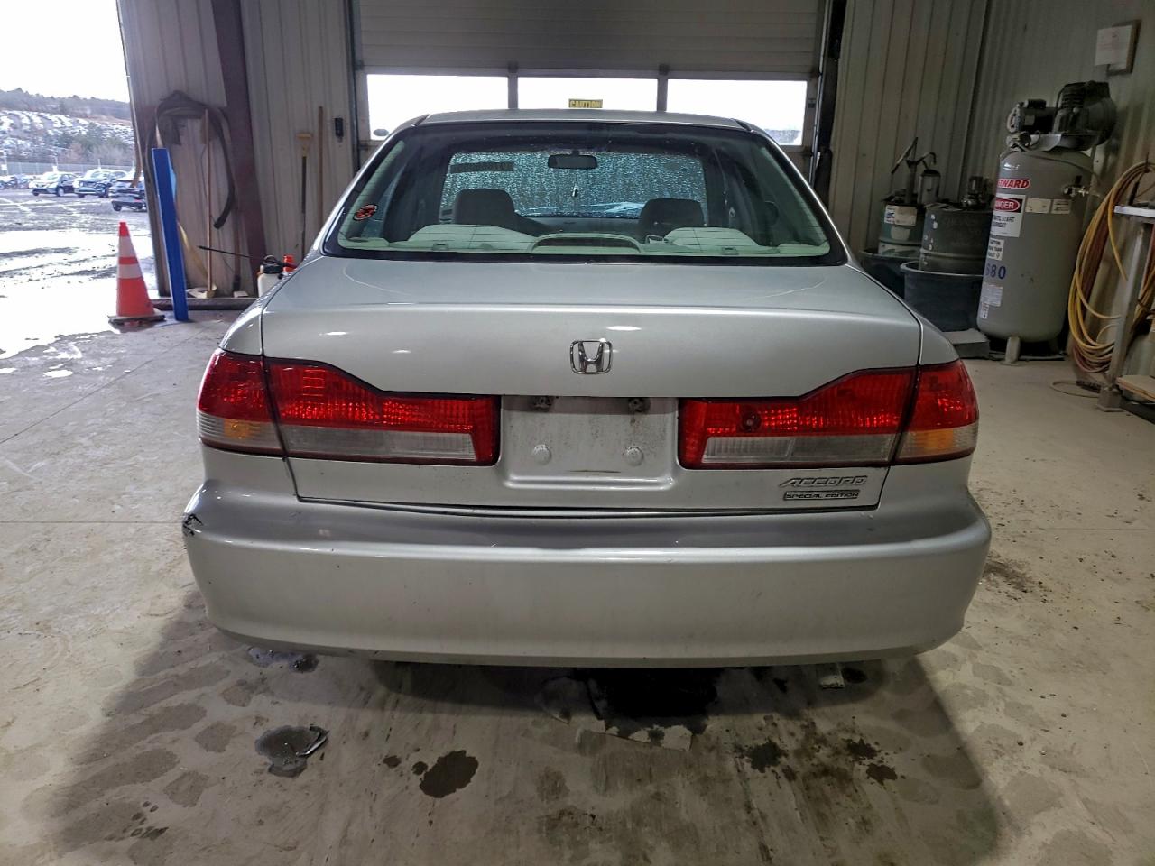 2002 HONDA ACCORD EX photo 6