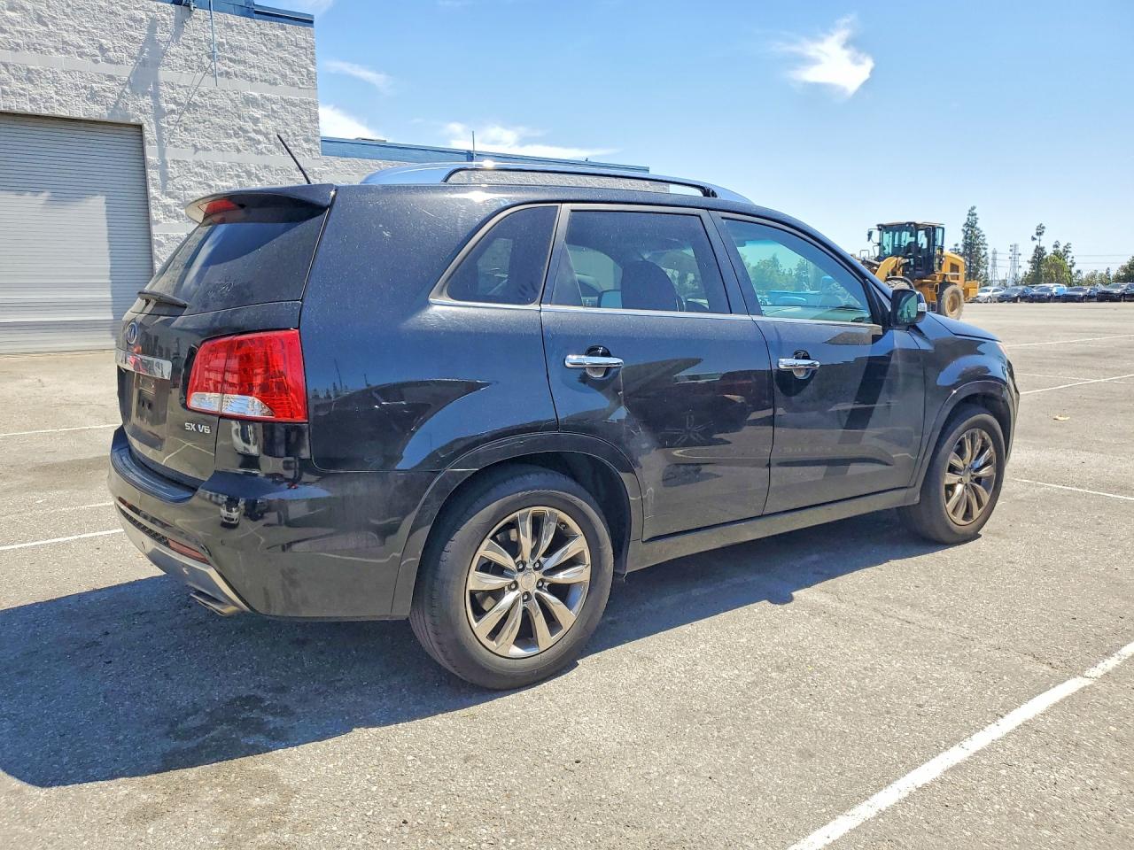 2012 KIA SORENTO SX photo 5