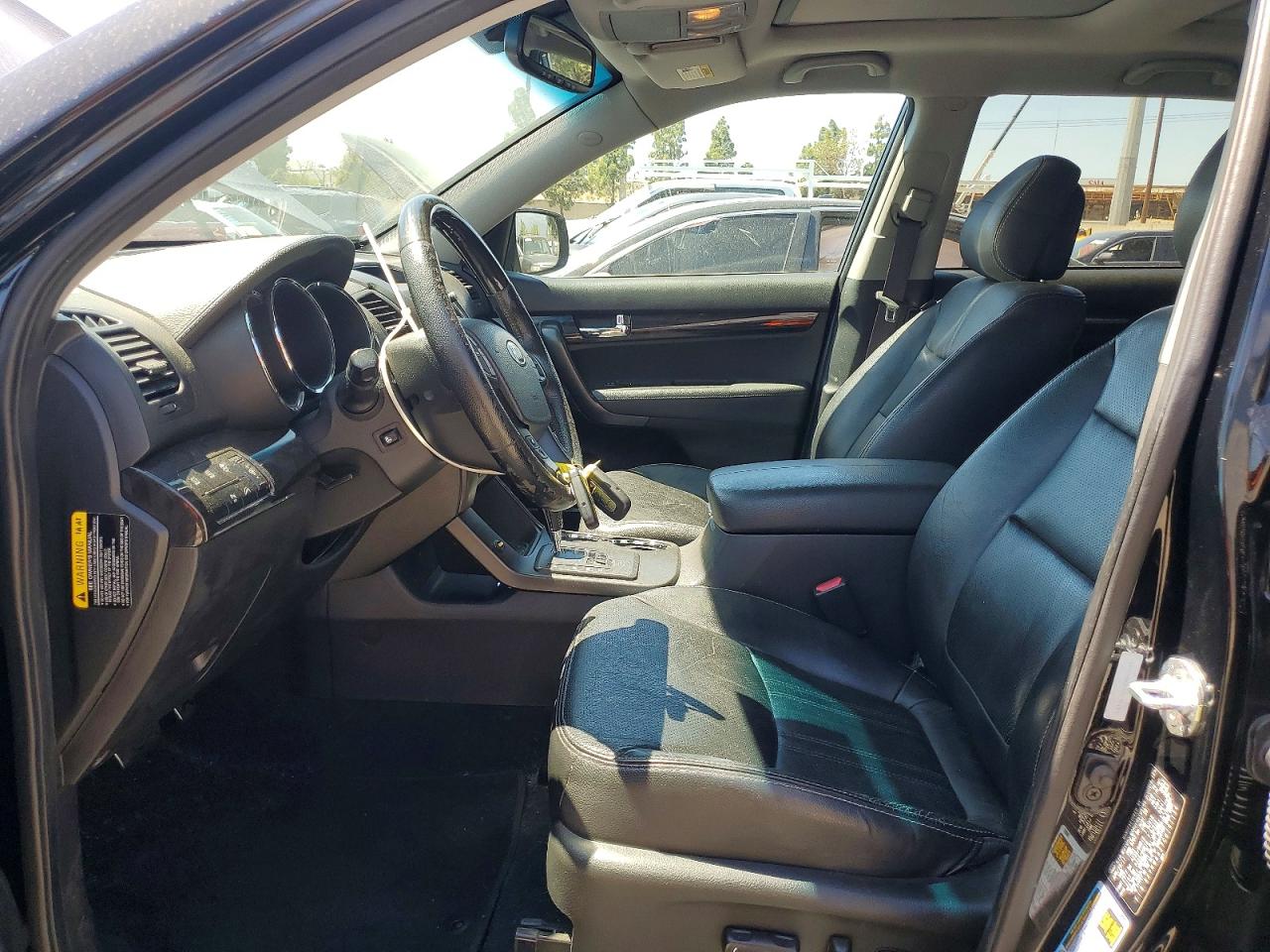 2012 KIA SORENTO SX photo 13