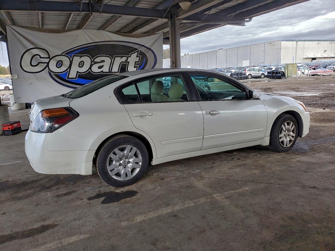2011 NISSAN ALTIMA BASE photo 3