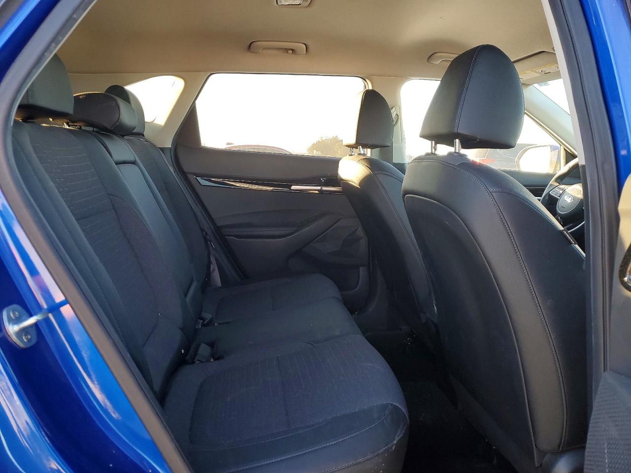 2021 KIA SELTOS S photo 11