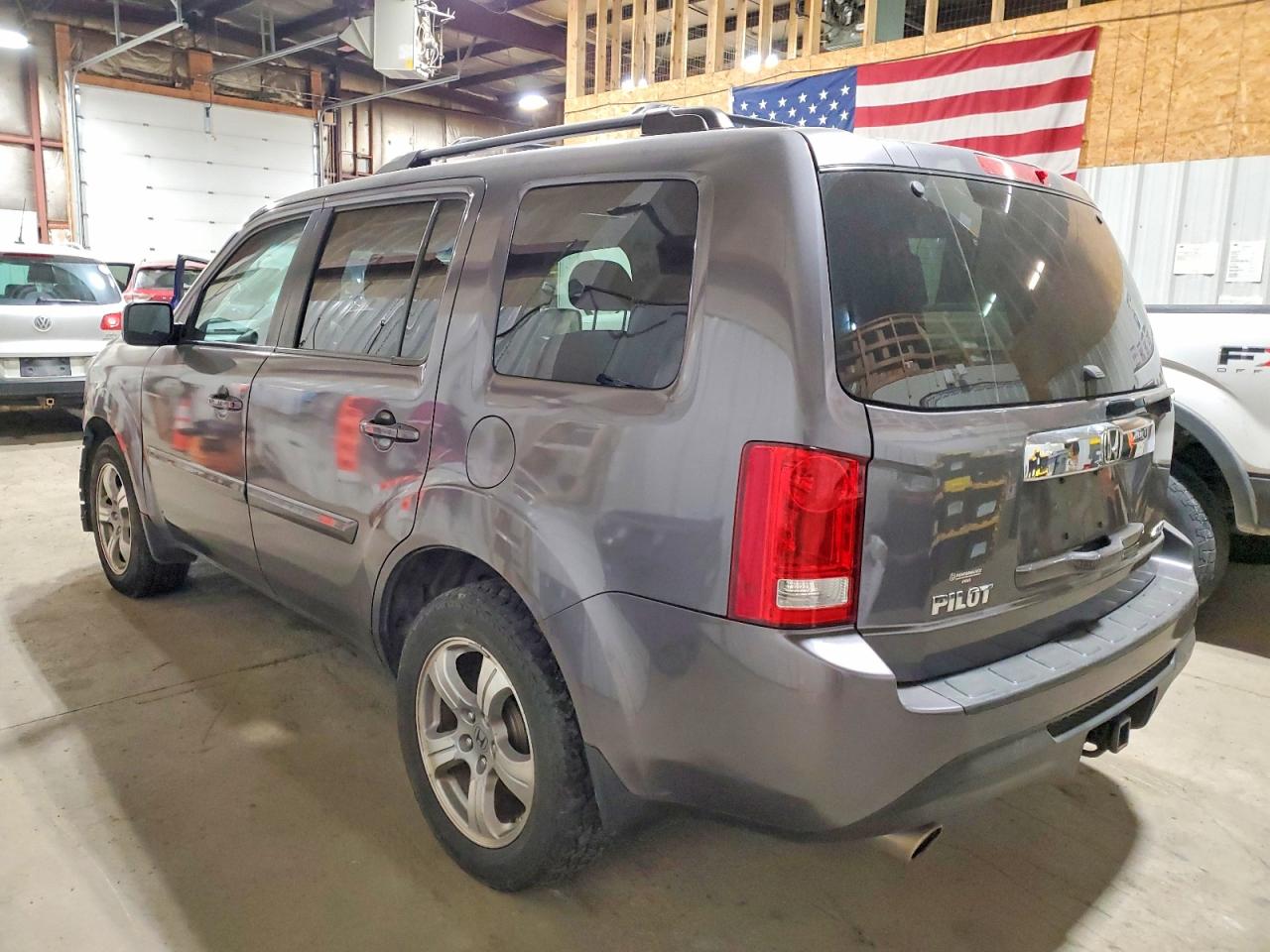 2015 HONDA PILOT EXL photo 2
