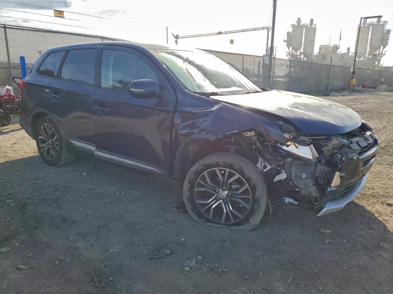 2017 MITSUBISHI OUTLANDER SE photo 4