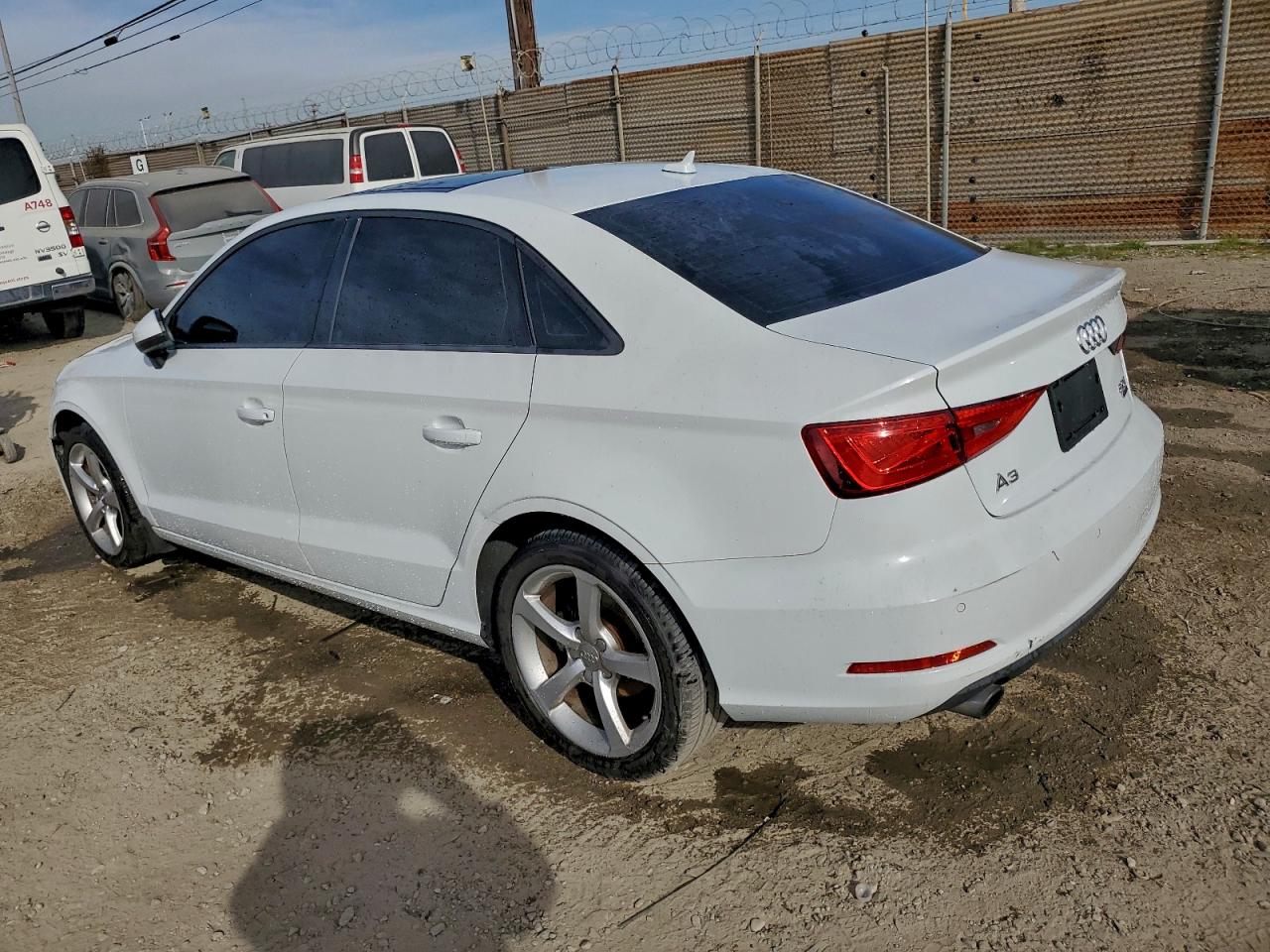 2015 AUDI A3 PREMIUM photo 2