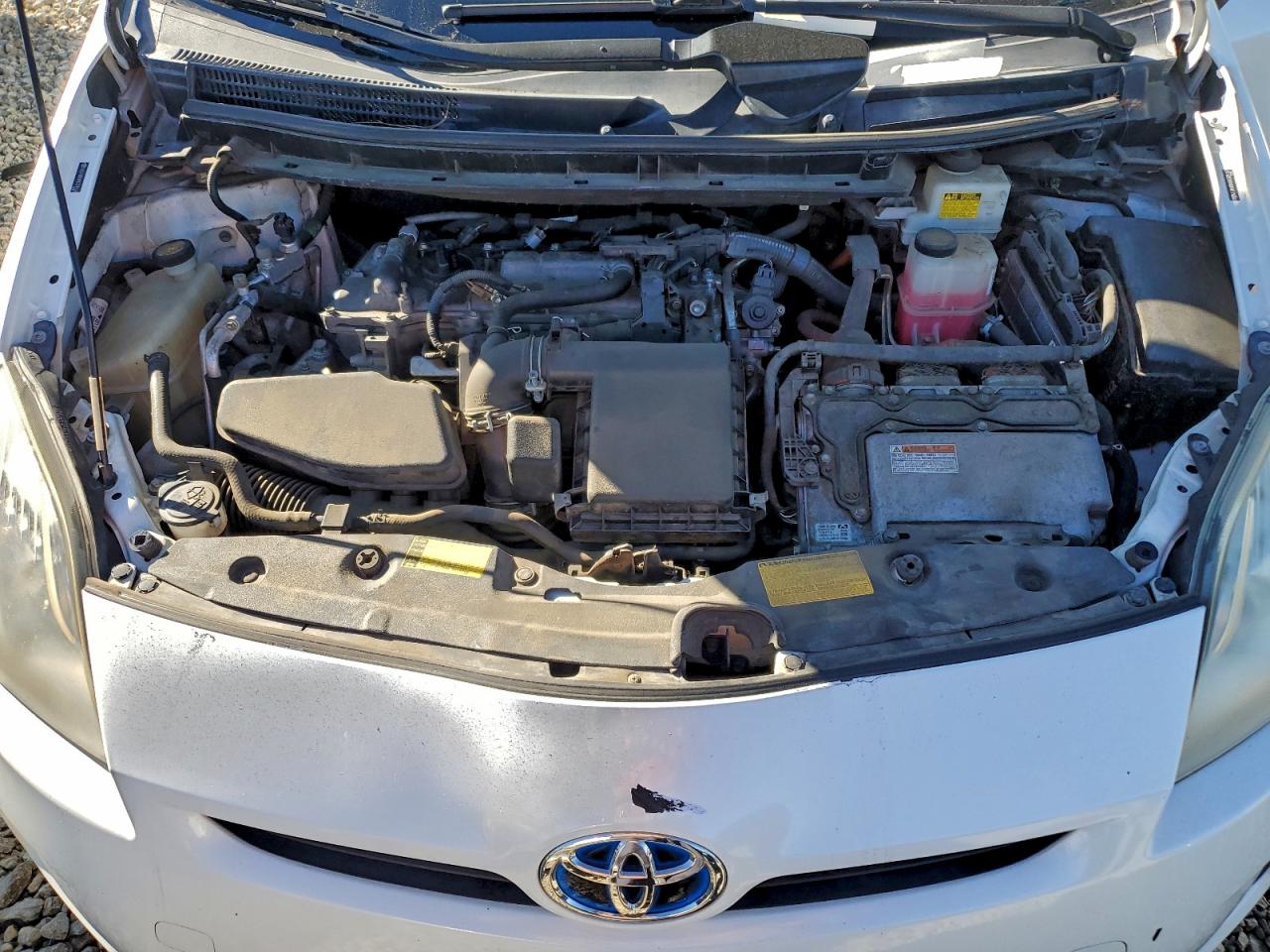 2011 TOYOTA PRIUS photo 11