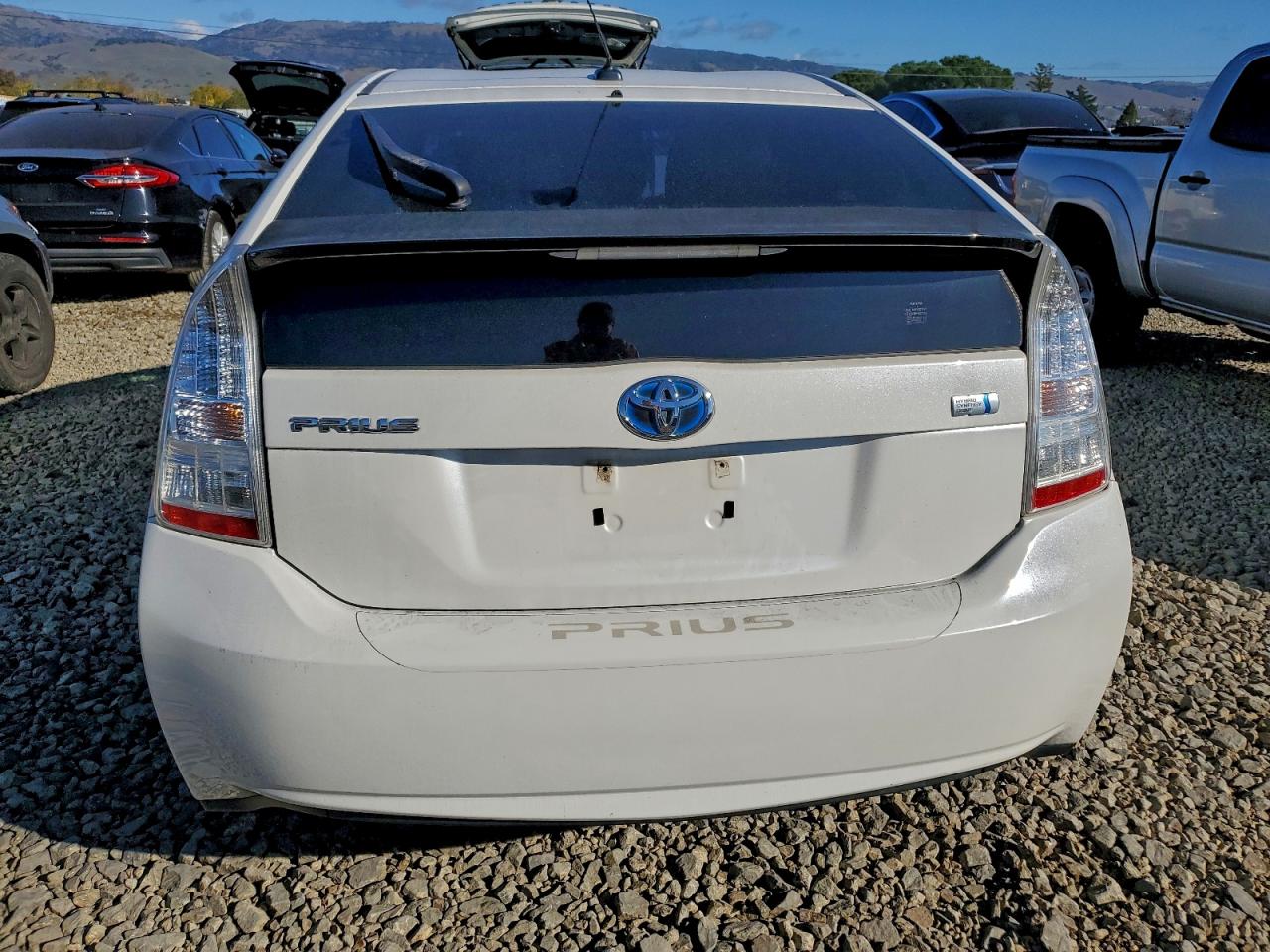 2011 TOYOTA PRIUS photo 6