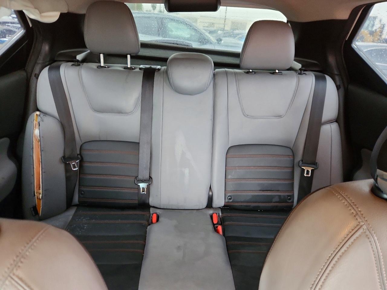 2021 NISSAN KICKS SR photo 19