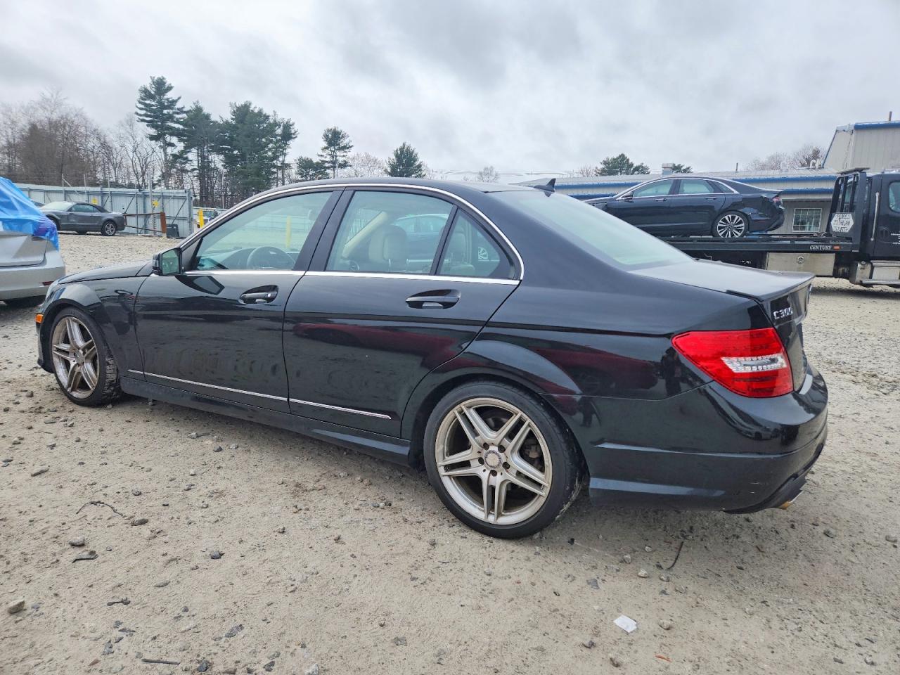 2013 MERCEDES-BENZ C 300 4MATIC photo 2