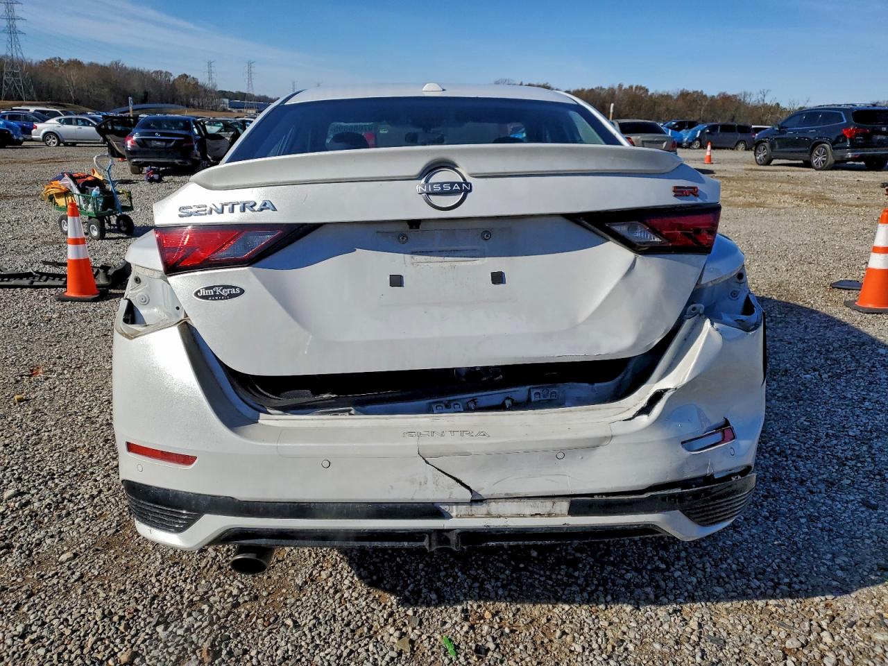 2024 NISSAN SENTRA SR photo 6