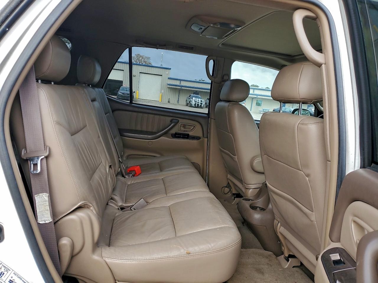 2004 TOYOTA SEQUOIA LIMITED photo 11